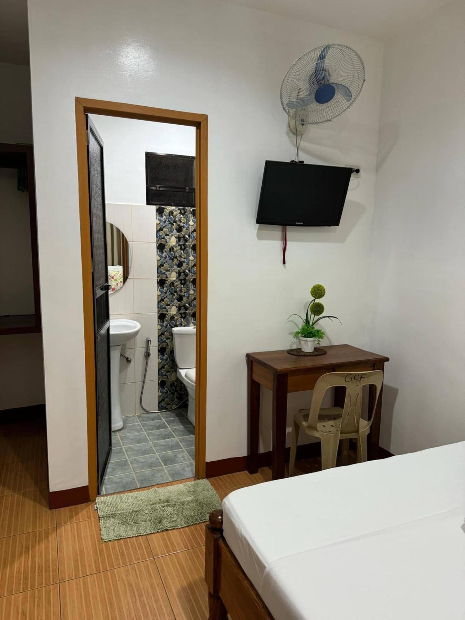 Seascape Lodging House Coron Δωμάτιο φωτογραφία